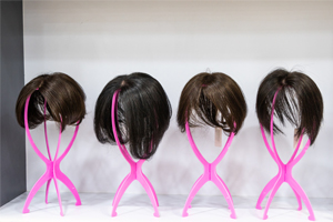 wig stands